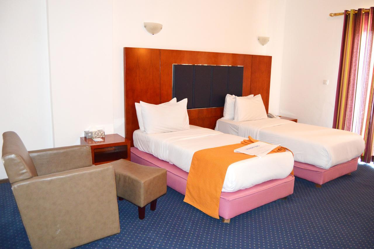 קינשאסה Leon Hotel חדר תמונה