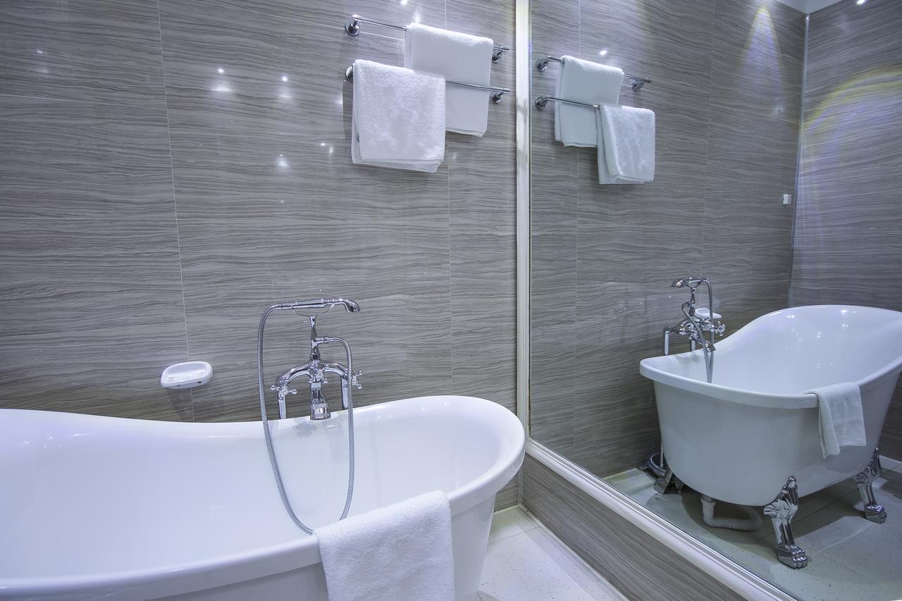 קינשאסה Leon Hotel מראה חיצוני תמונה